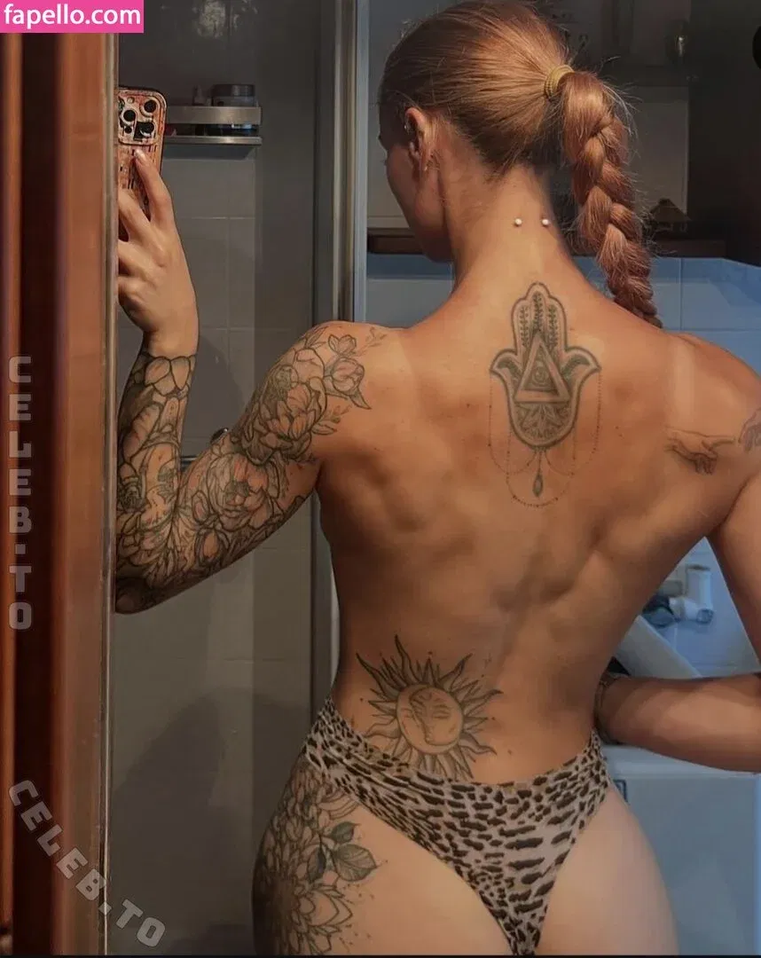 Linda Fioretti Onlyfans Photo Gallery 