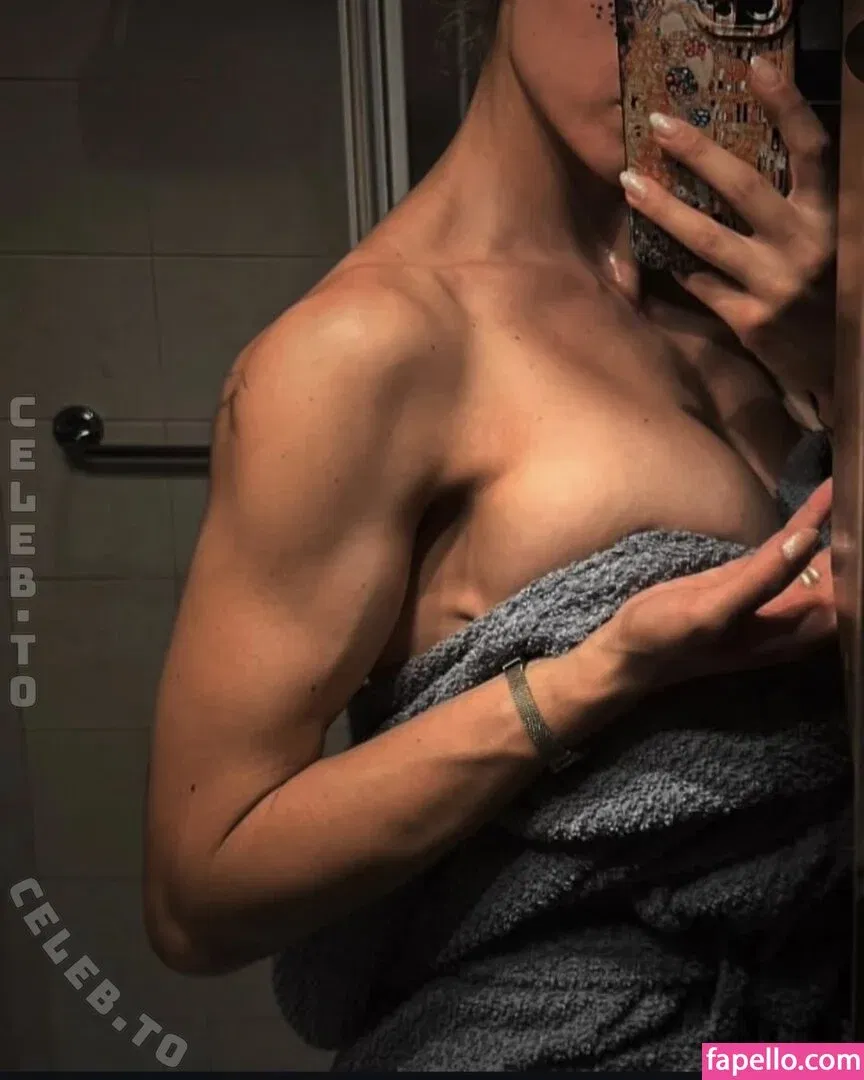 Linda Fioretti Onlyfans Photo Gallery 