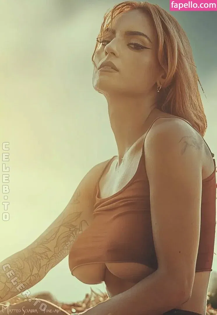 Linda Fioretti Onlyfans Photo Gallery 