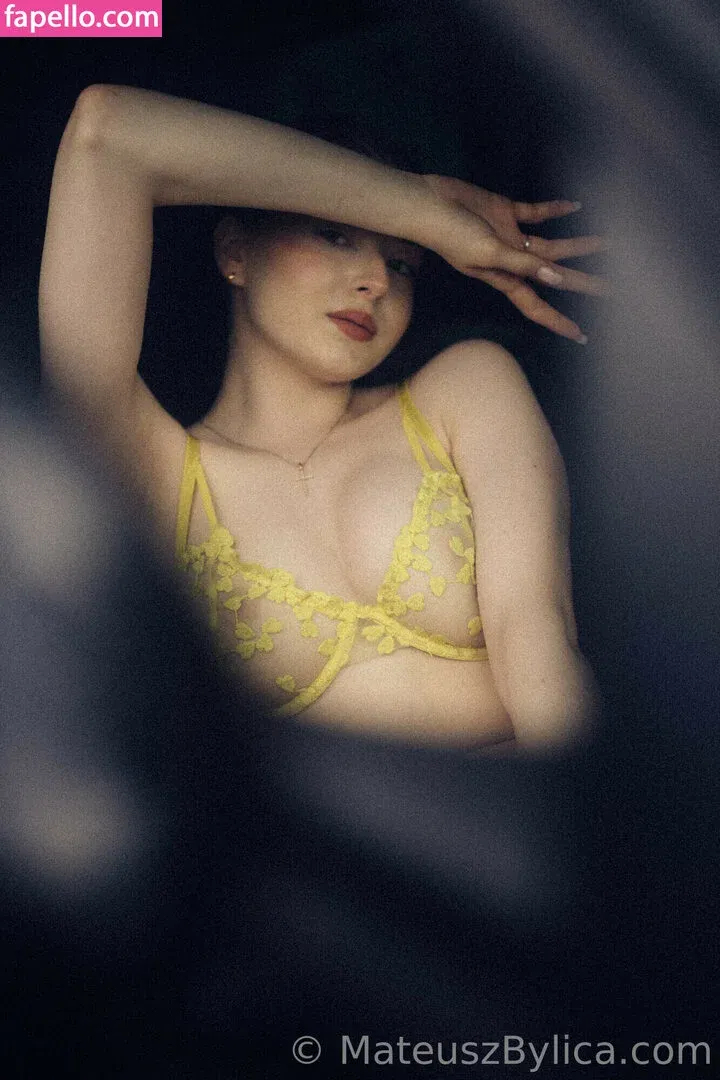 Amelia Korczak Onlyfans Photo Gallery 