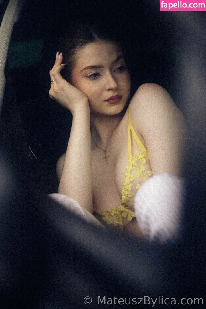 Amelia Korczak Onlyfans Photo Gallery 