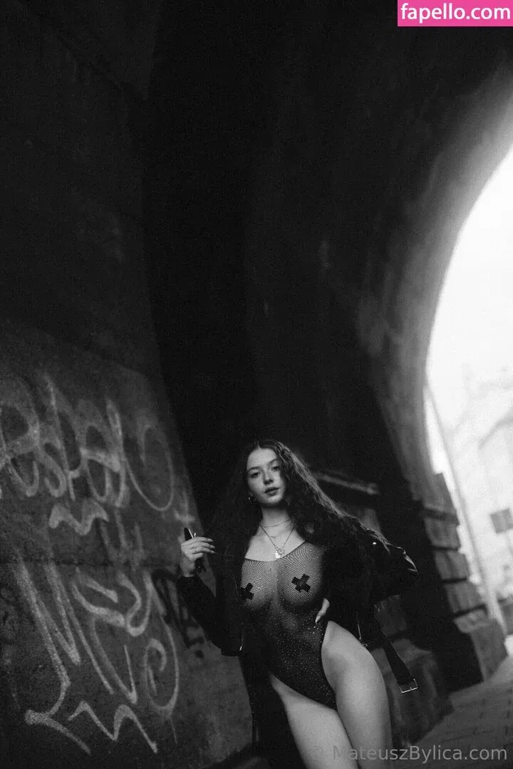 Amelia Korczak Onlyfans Photo Gallery 