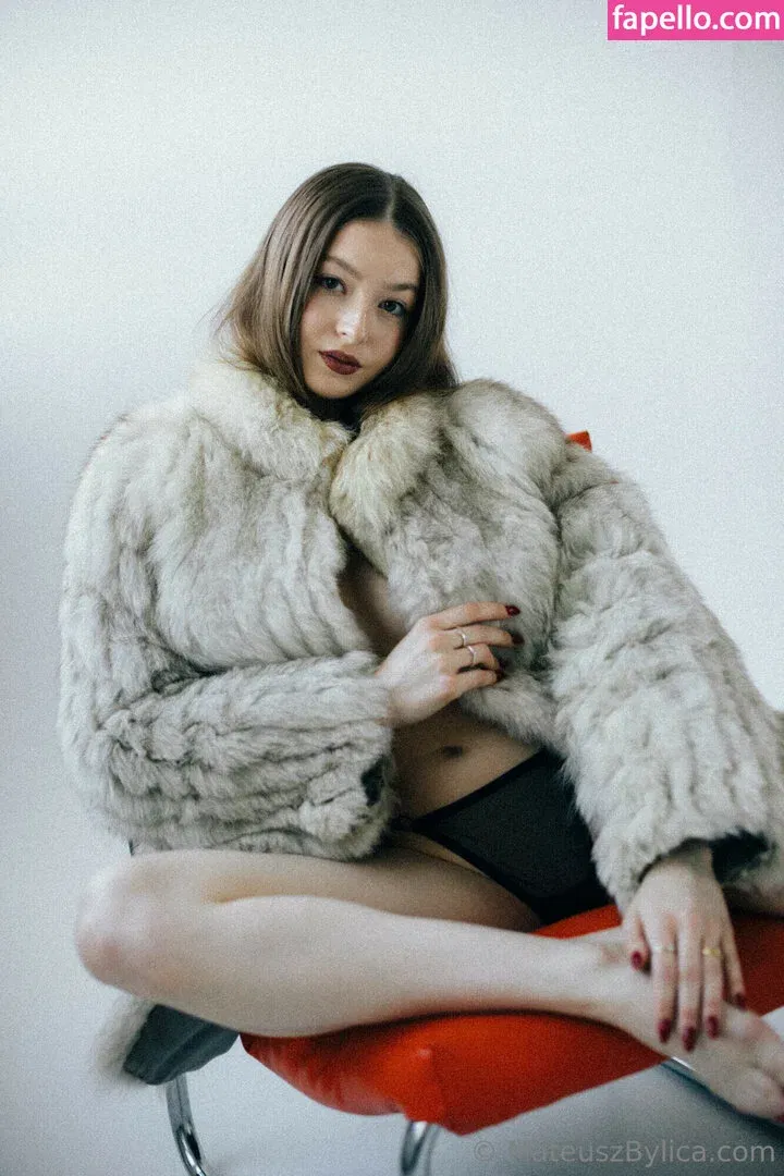 Amelia Korczak Onlyfans Photo Gallery 