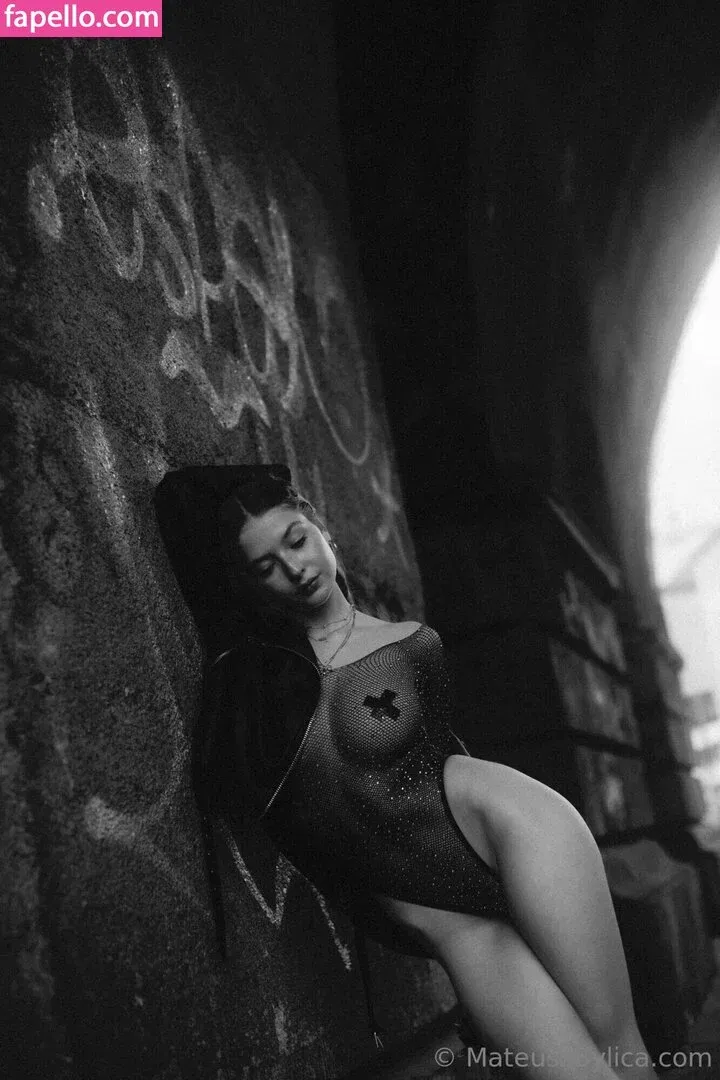 Amelia Korczak Onlyfans Photo Gallery 