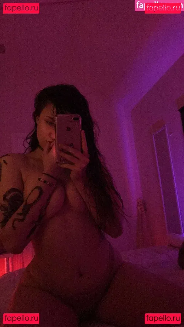 Notsaavy Onlyfans Photo Gallery 