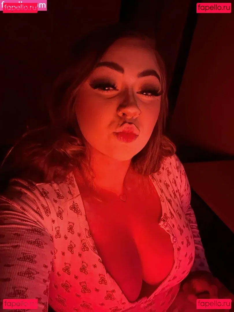 Notsaavy Onlyfans Photo Gallery 