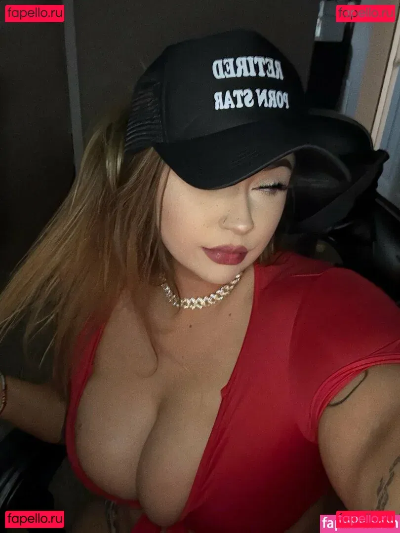 Notsaavy Onlyfans Photo Gallery 