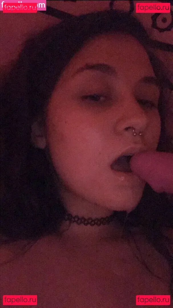 Notsaavy Onlyfans Photo Gallery 