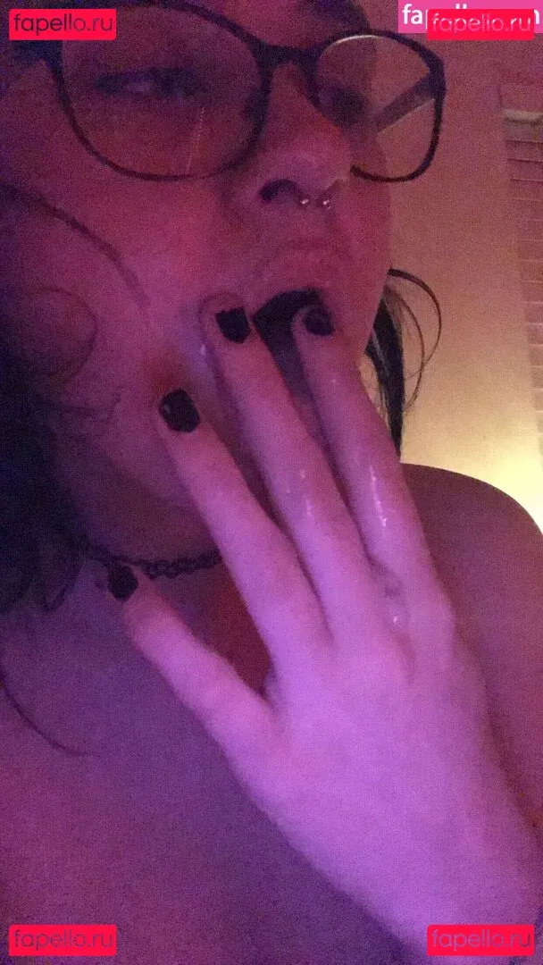 Notsaavy Onlyfans Photo Gallery 