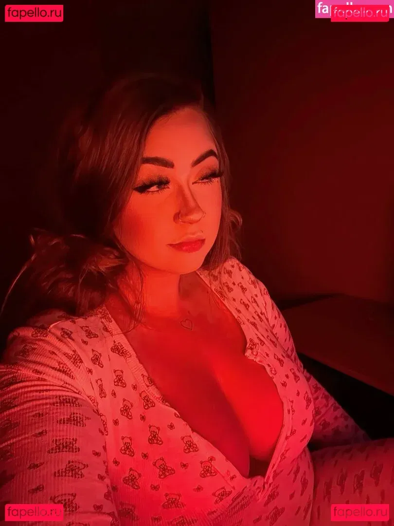 Notsaavy Onlyfans Photo Gallery 