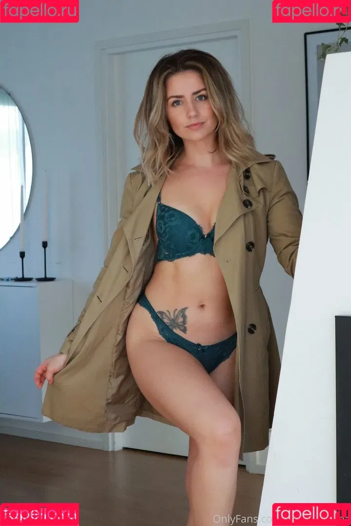 saraheveliina Onlyfans Photo Gallery 