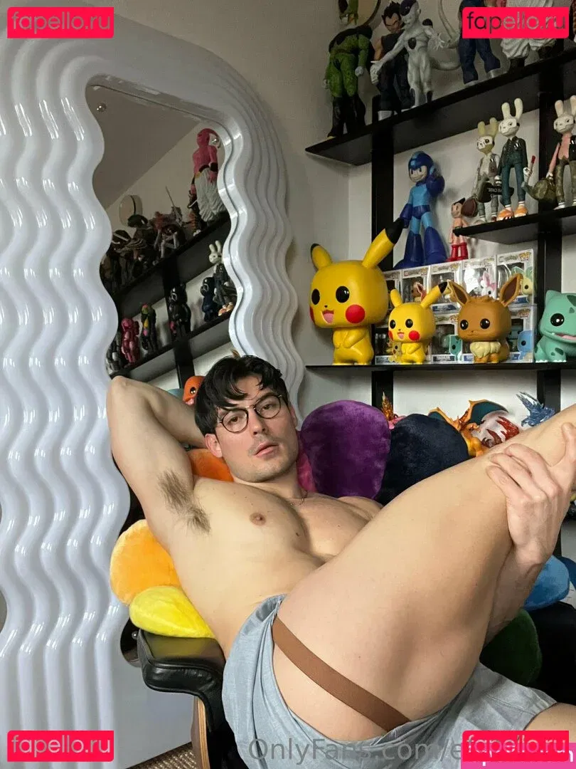 efureimu Onlyfans Photo Gallery 