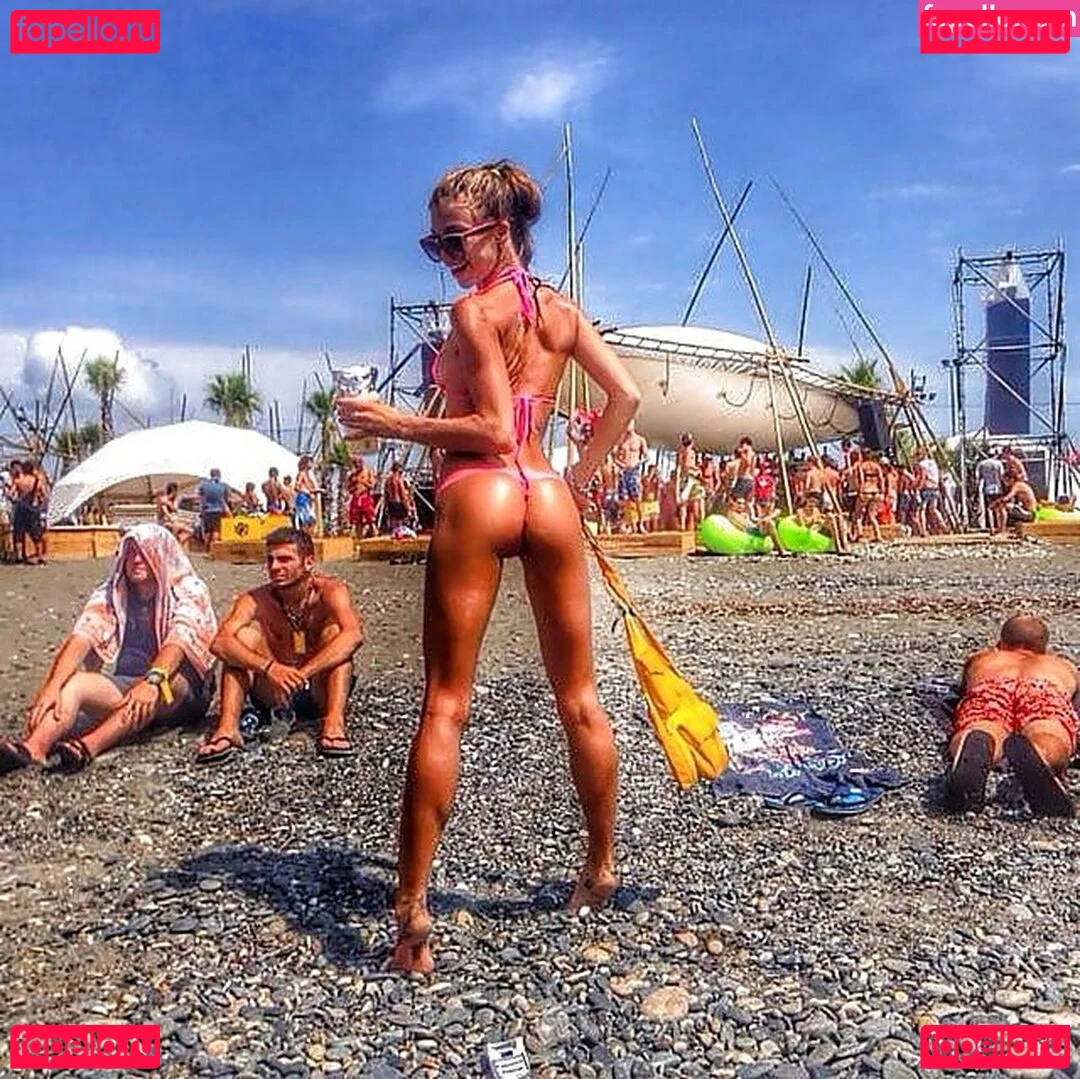 Ivanovskaya Anastasia Onlyfans Photo Gallery 