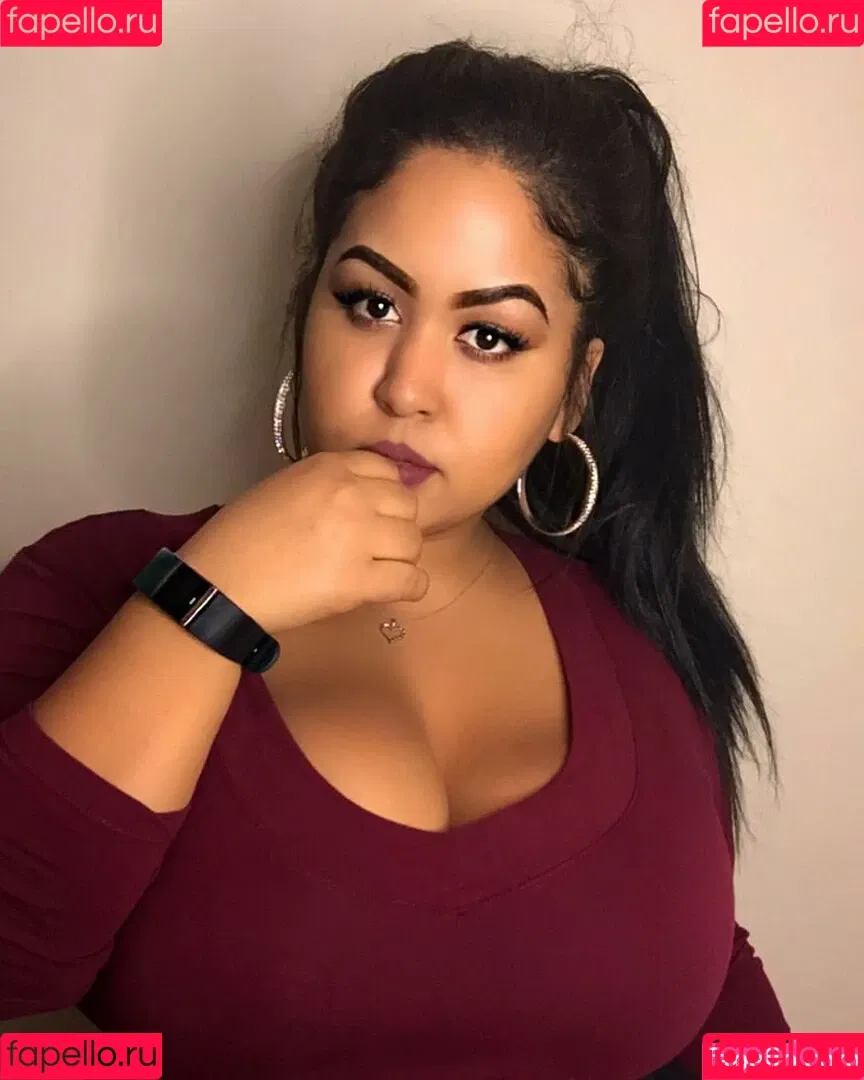 uilanibabe Onlyfans Photo Gallery 