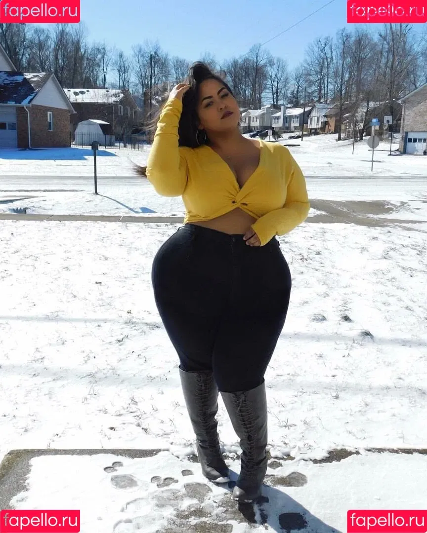 uilanibabe Onlyfans Photo Gallery 