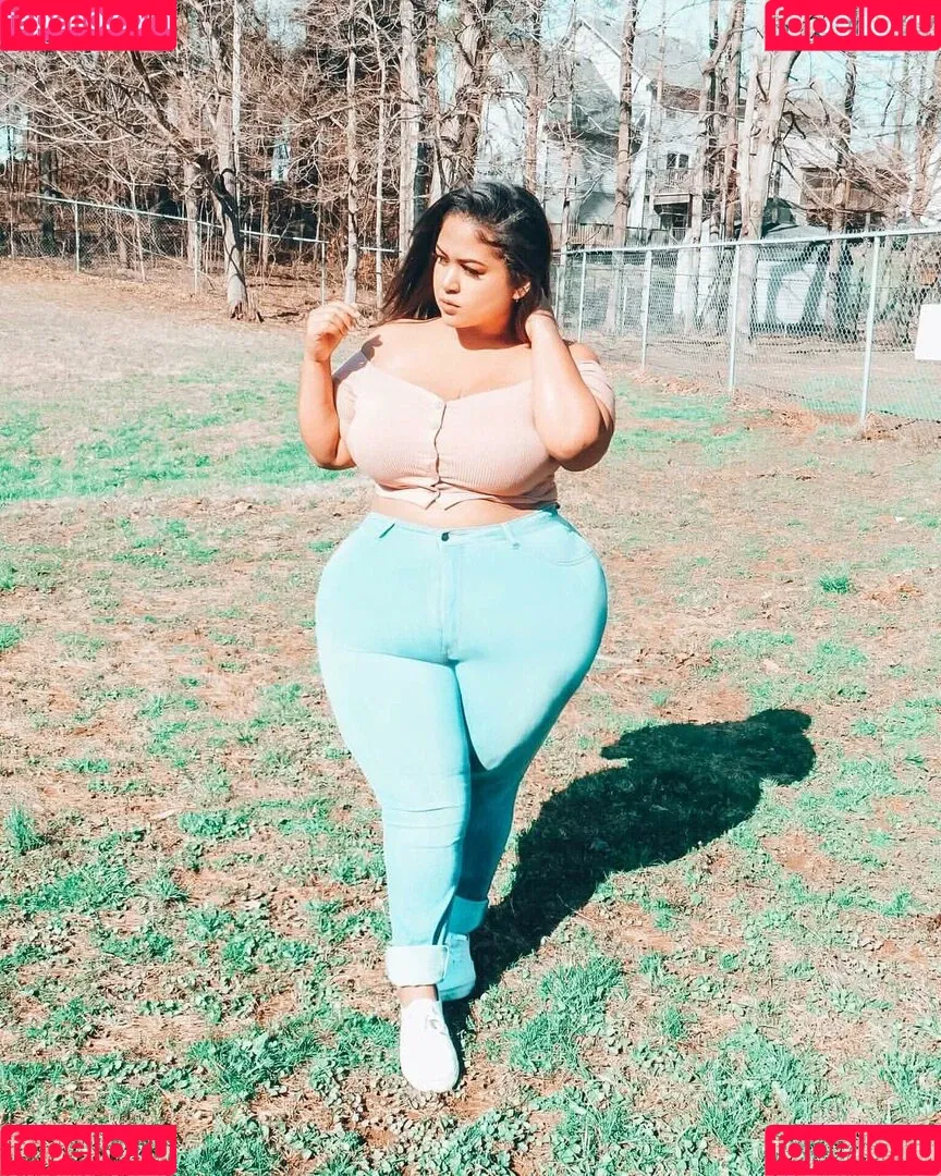 uilanibabe Onlyfans Photo Gallery 