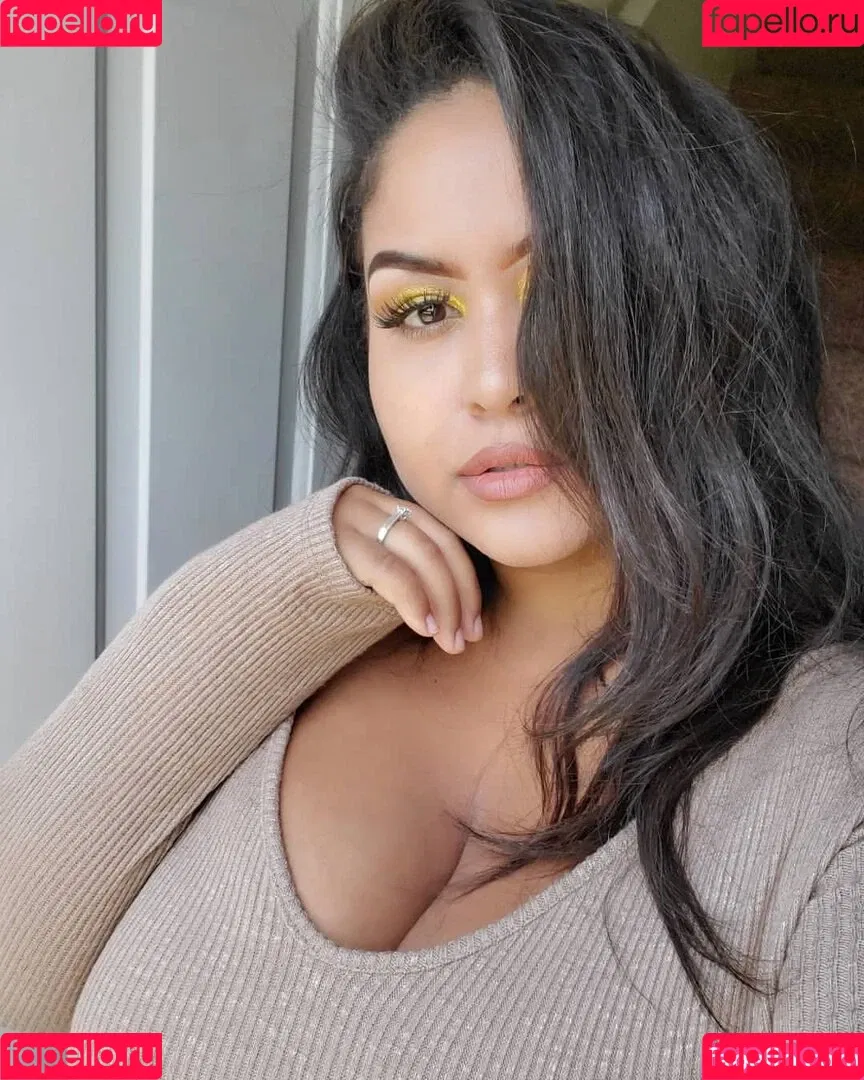 uilanibabe Onlyfans Photo Gallery 