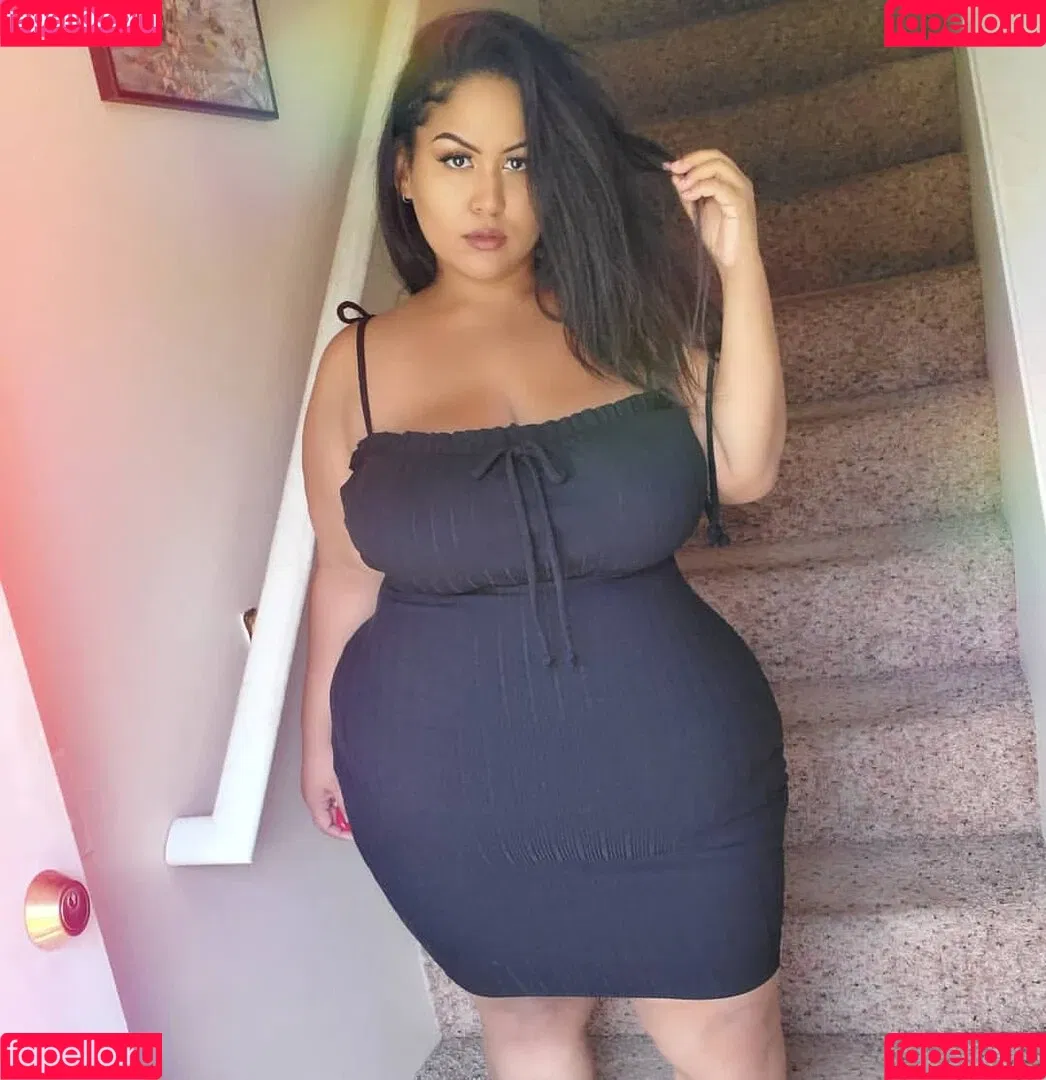 uilanibabe Onlyfans Photo Gallery 