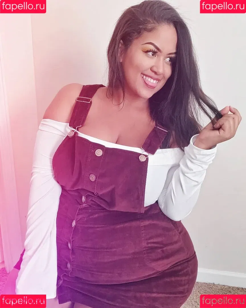 uilanibabe Onlyfans Photo Gallery 
