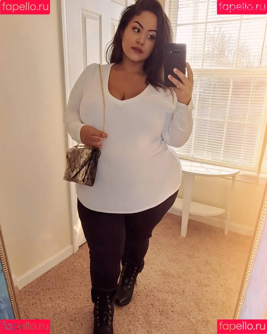 uilanibabe Onlyfans Photo Gallery 