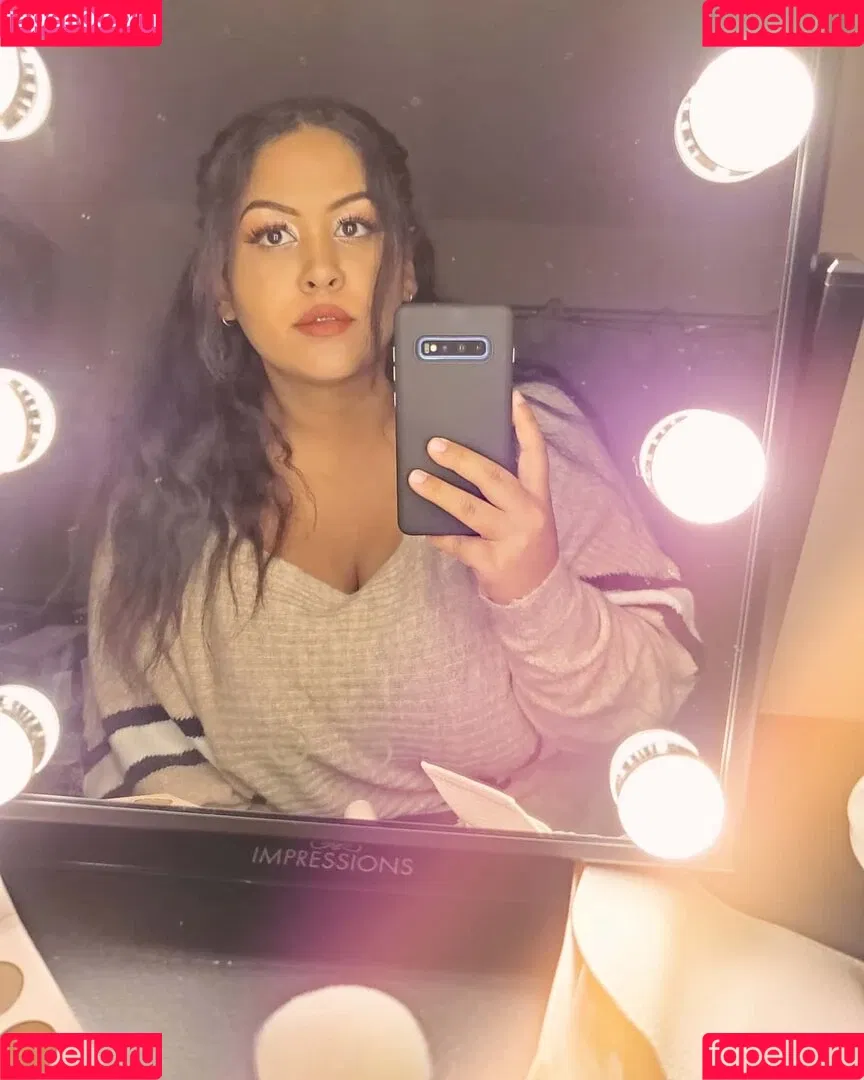uilanibabe Onlyfans Photo Gallery 