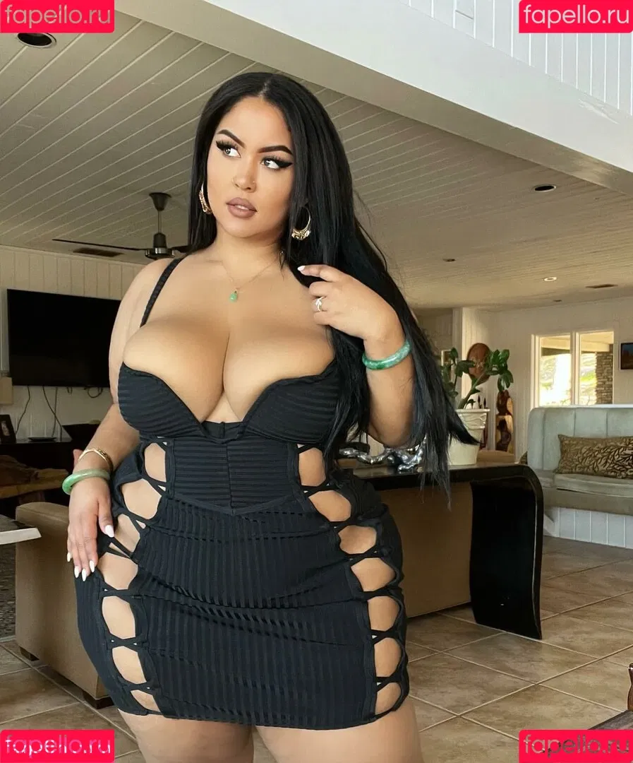 uilanibabe Onlyfans Photo Gallery 