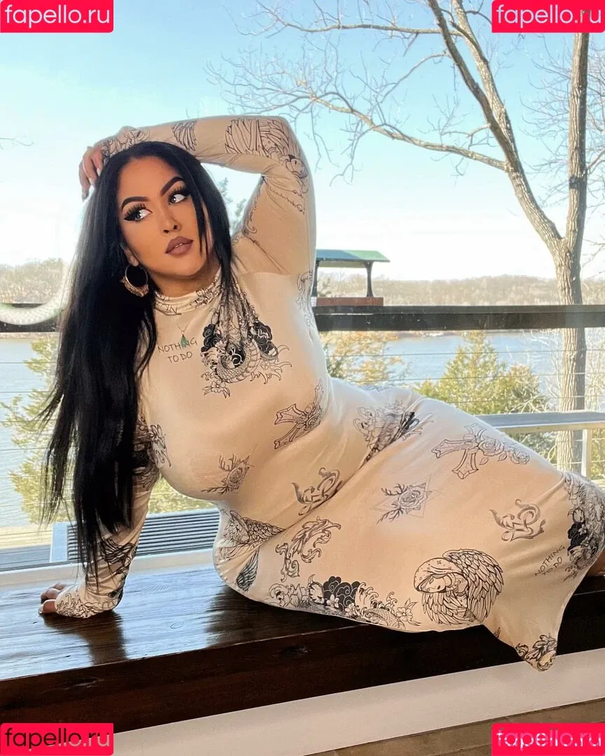 uilanibabe Onlyfans Photo Gallery 