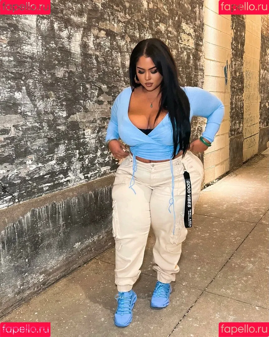 uilanibabe Onlyfans Photo Gallery 