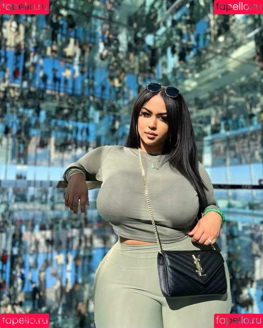 uilanibabe Onlyfans Photo Gallery 