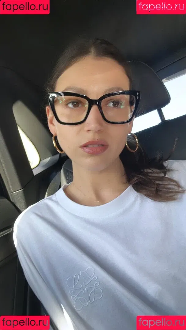 Úrsula Corberó Onlyfans Photo Gallery 