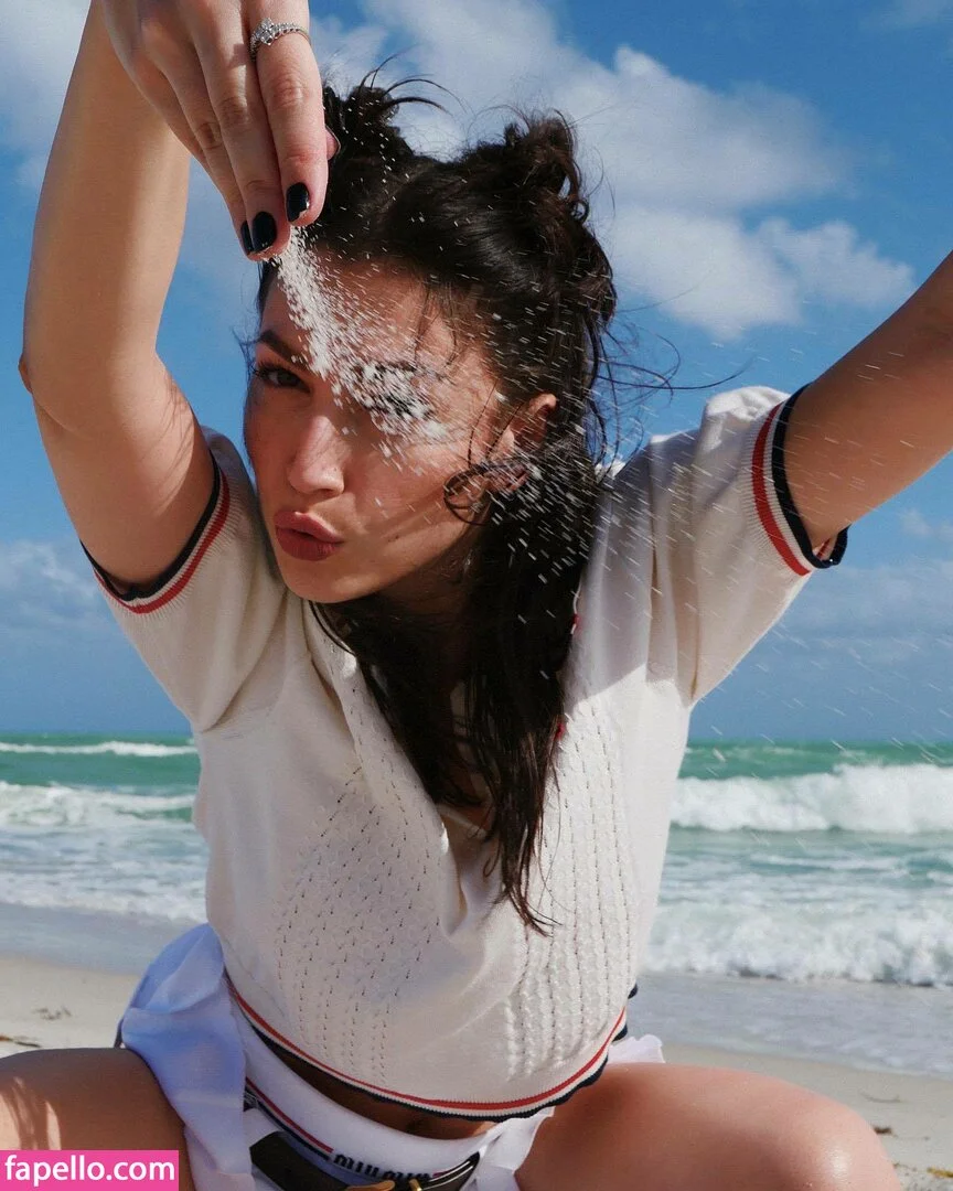 Úrsula Corberó Onlyfans Photo Gallery 