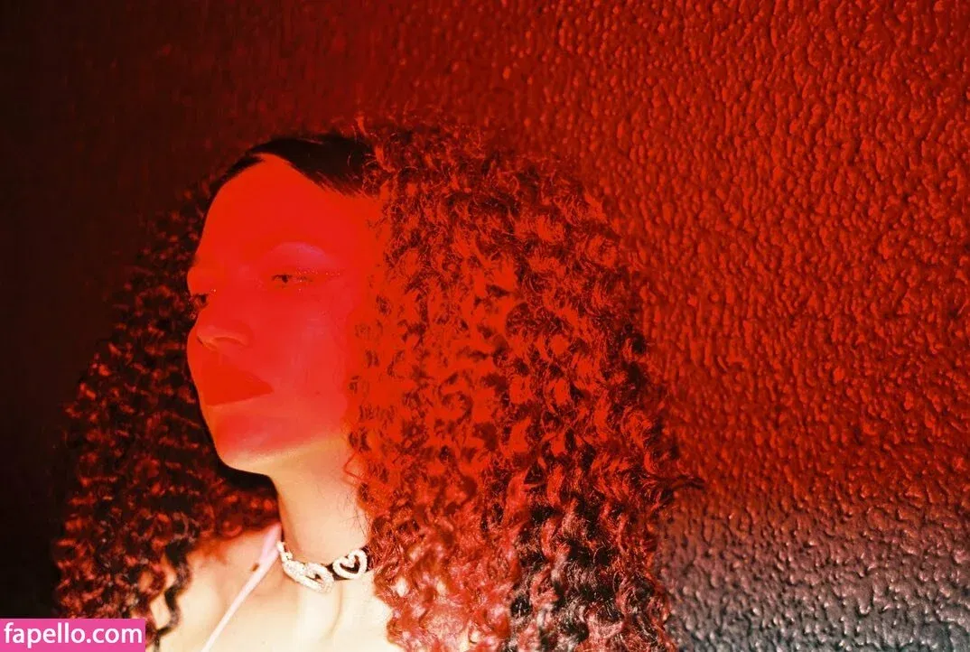 Úrsula Corberó Onlyfans Photo Gallery 