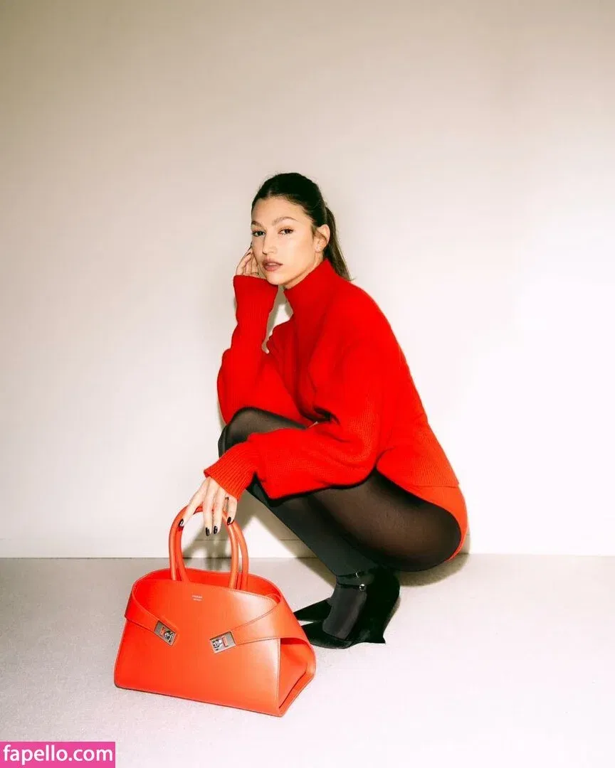 Úrsula Corberó Onlyfans Photo Gallery 