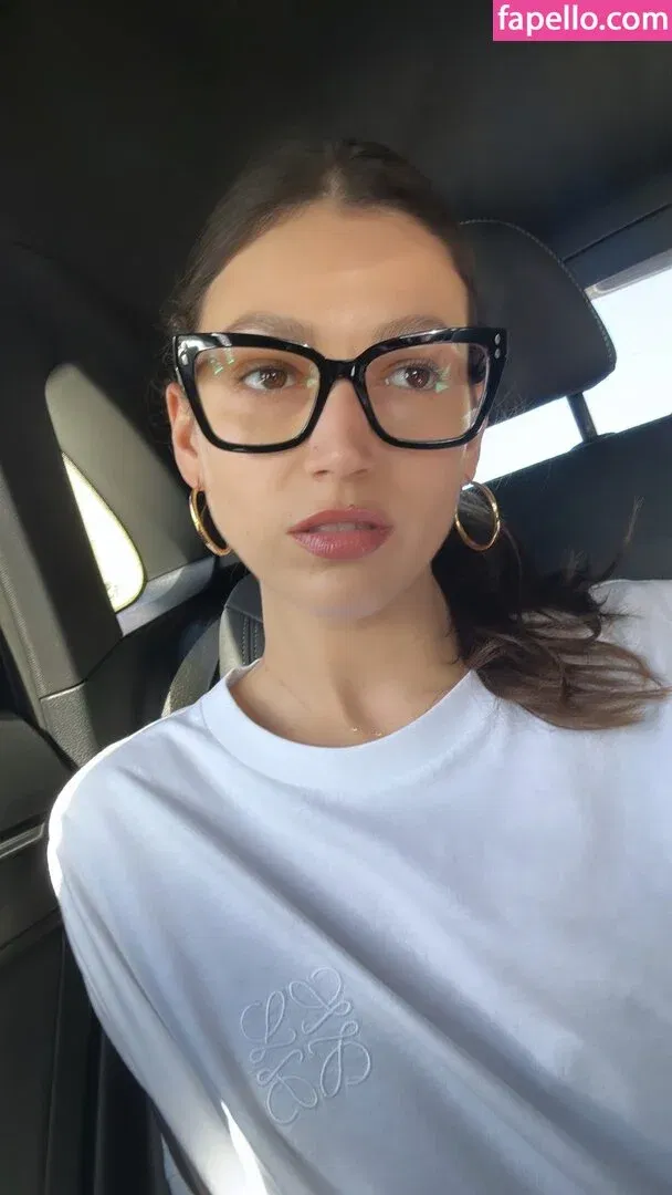 Úrsula Corberó Onlyfans Photo Gallery 