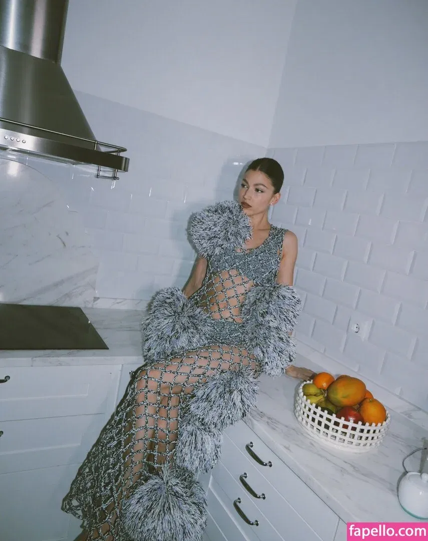 Úrsula Corberó Onlyfans Photo Gallery 