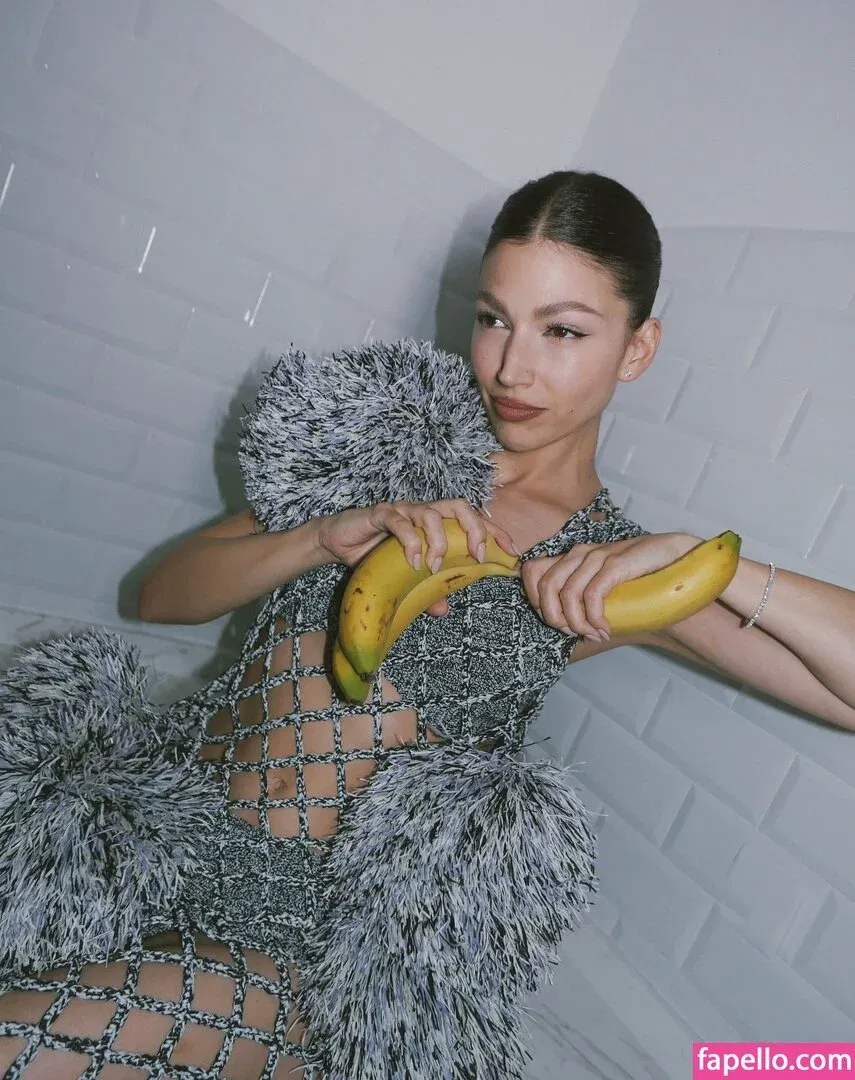 Úrsula Corberó Onlyfans Photo Gallery 