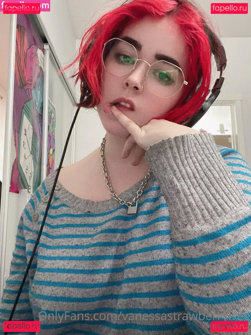 VanessaStrawberry Onlyfans Photo Gallery 