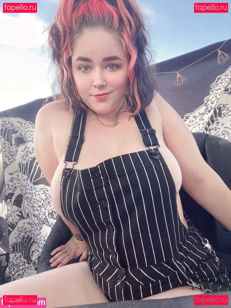 VanessaStrawberry Onlyfans Photo Gallery 