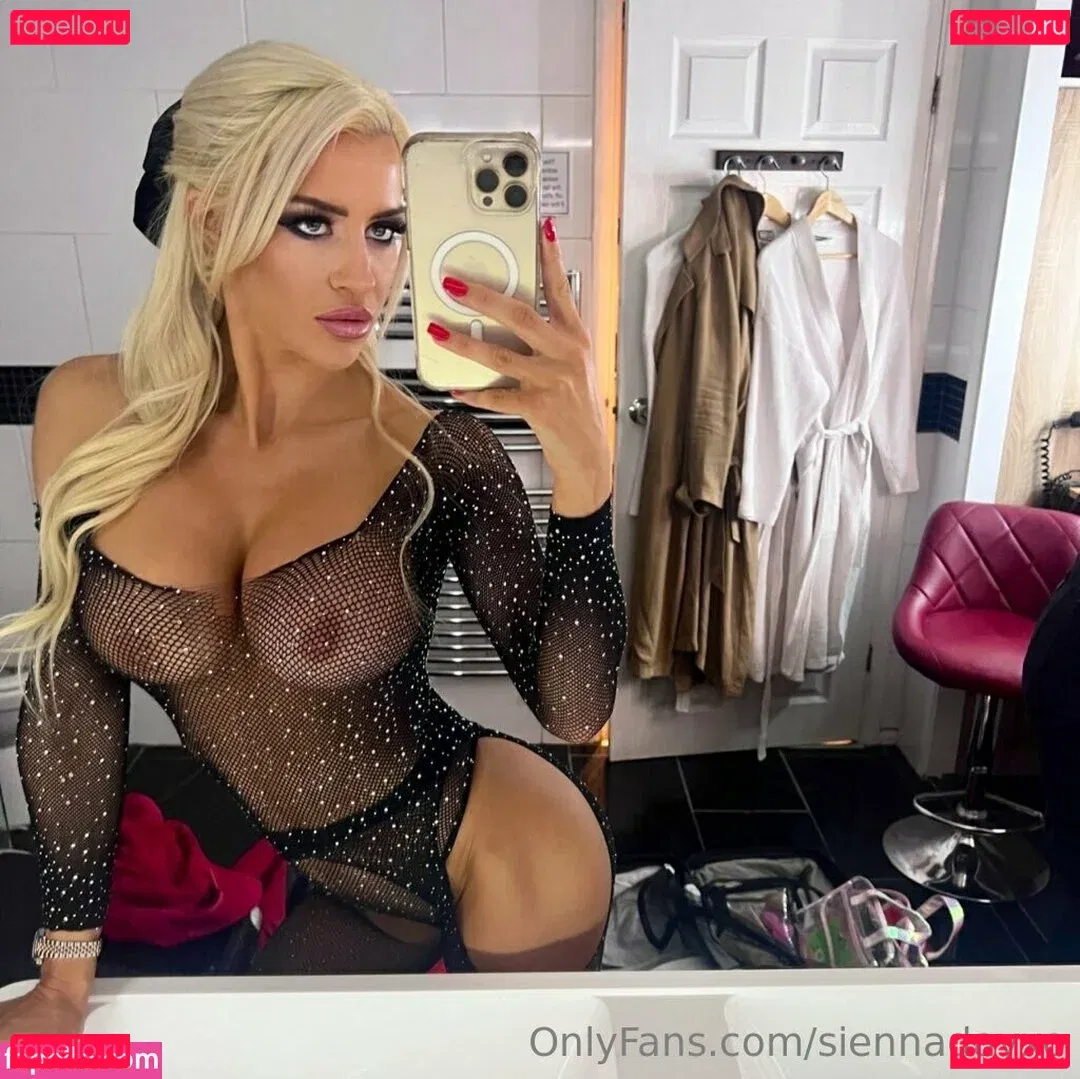 siennadayxo Onlyfans Photo Gallery 