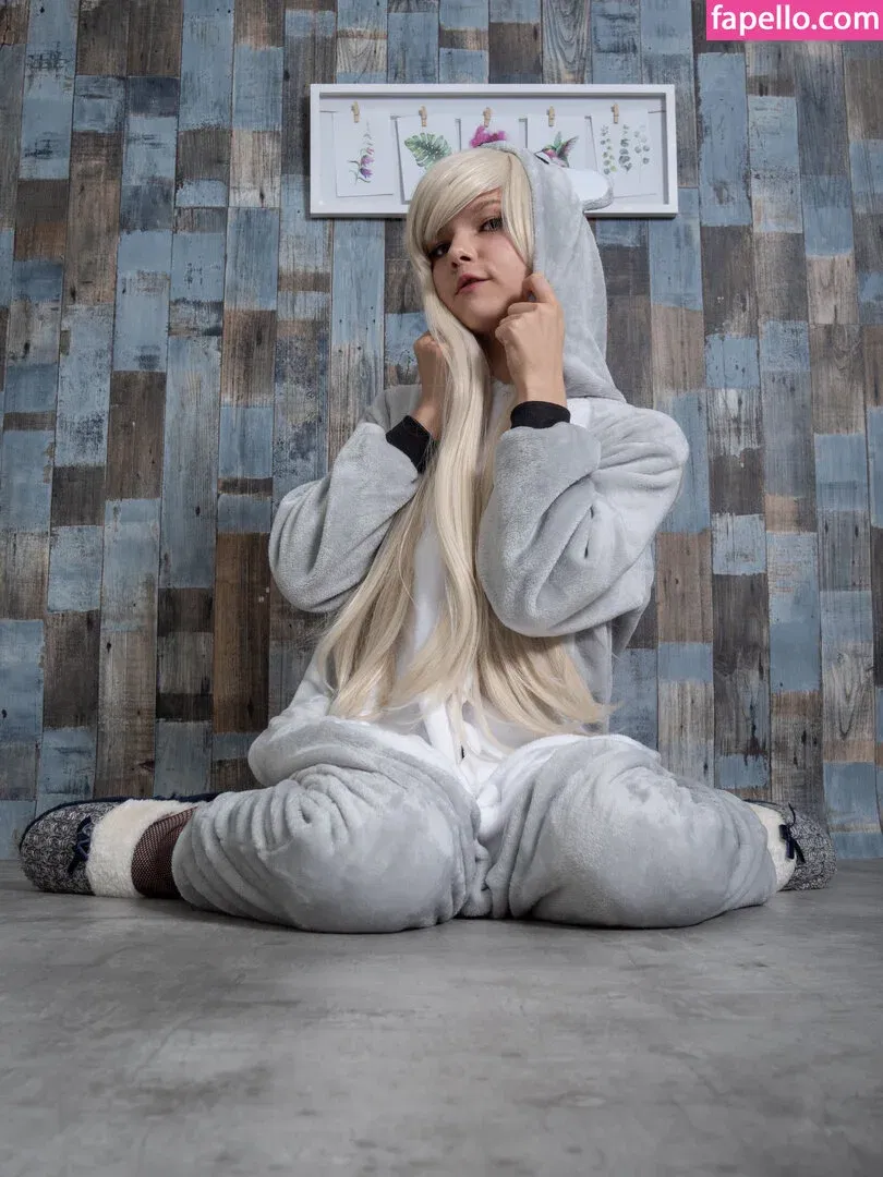 owlography Onlyfans Photo Gallery 