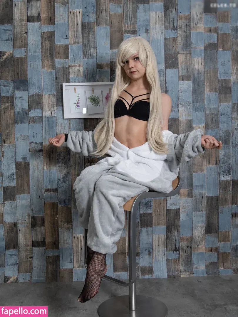 owlography Onlyfans Photo Gallery 