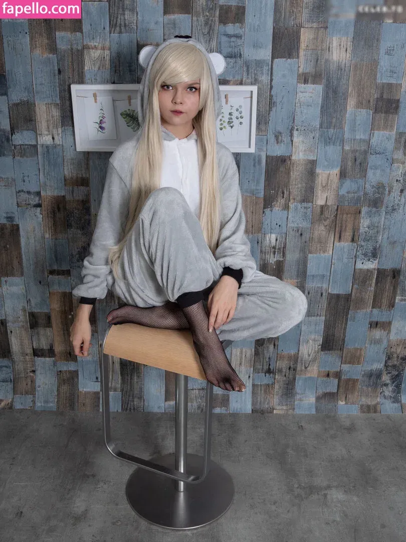 owlography Onlyfans Photo Gallery 