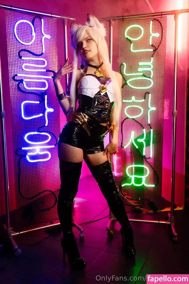 owlography Onlyfans Photo Gallery 