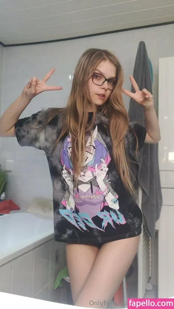 owlography Onlyfans Photo Gallery 