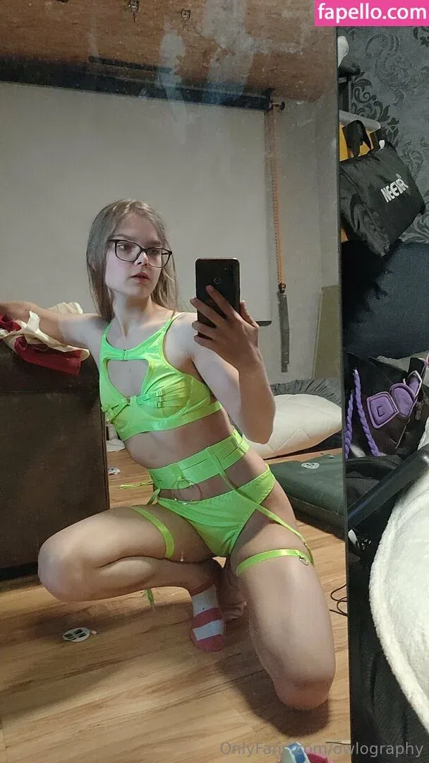 owlography Onlyfans Photo Gallery 