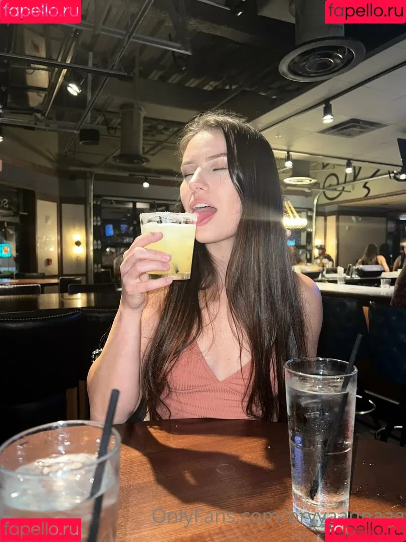 bryyaannaaa Onlyfans Photo Gallery 