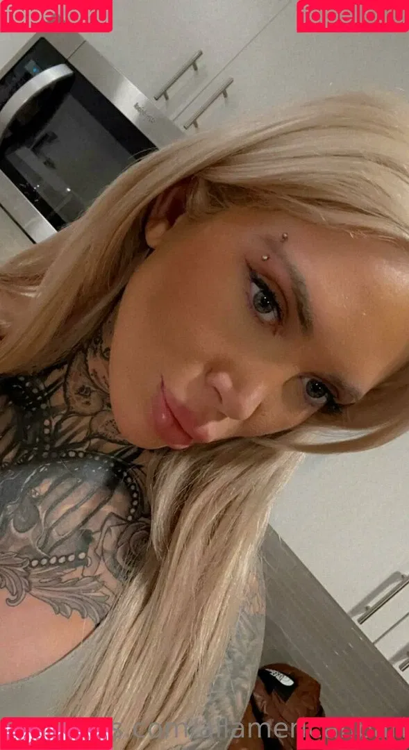 Christina Savoyy Onlyfans Photo Gallery 
