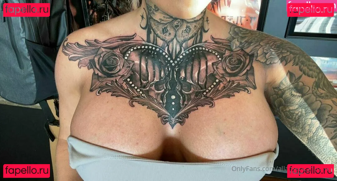 Christina Savoyy Onlyfans Photo Gallery 