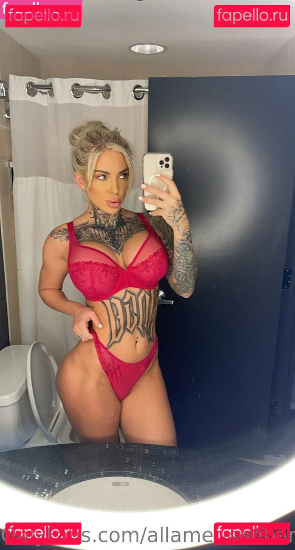Christina Savoyy Onlyfans Photo Gallery 