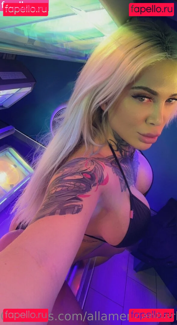 Christina Savoyy Onlyfans Photo Gallery 